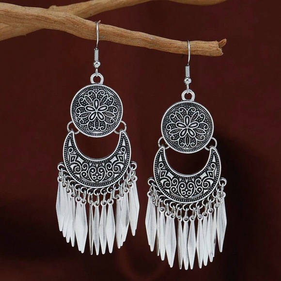 Any 4/$25! Silver Lightweight Boho Statement Earrings - Picture 2 of 5